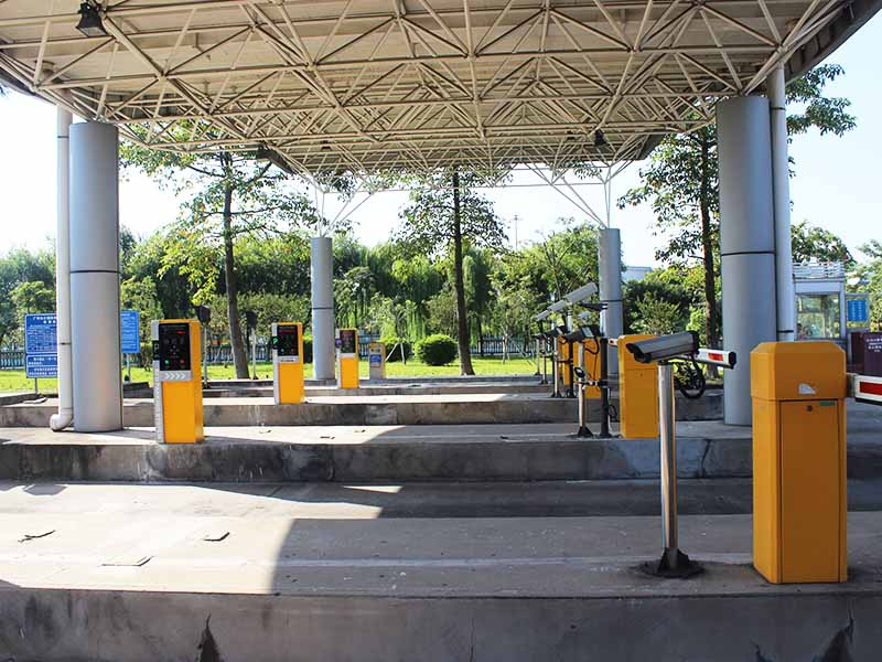 車牌識(shí)別系統(tǒng)在高速公路上有什么作用? 車牌識(shí)別系統(tǒng)在高速公路上有什么作用?